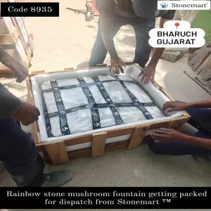 Packing Stone Mushroom Water Feature For Shipment To Bharuch, Gujarat