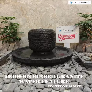 Handcrafted Modern Ribbed Granite Water Feature For Resorts, Hotels, Farmhouses, Offices, Villas